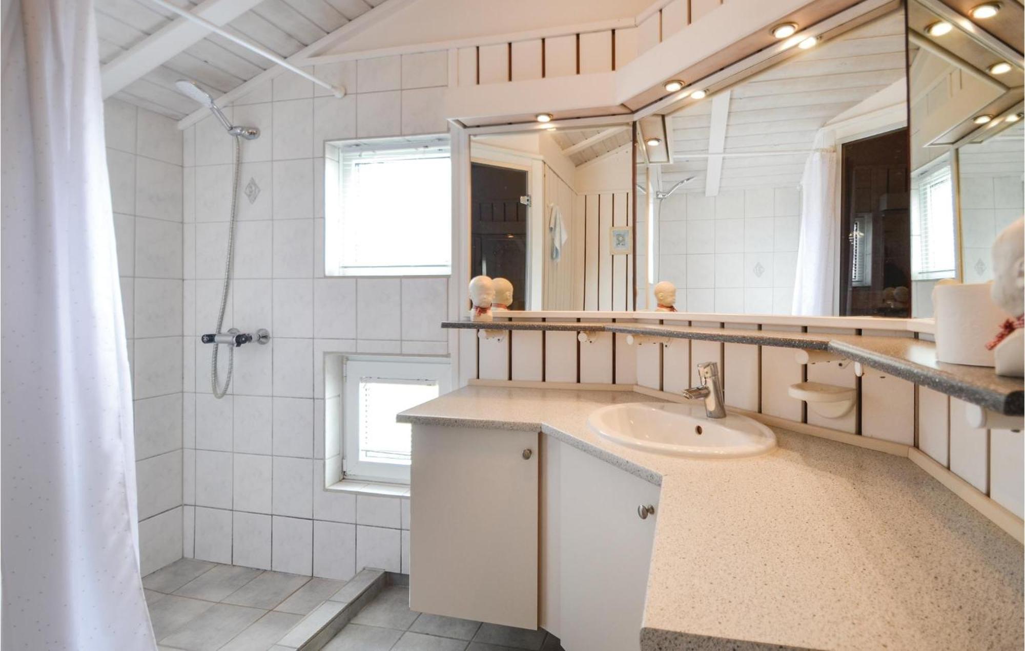 Amazing Home In Ebeltoft With Sauna المظهر الخارجي الصورة